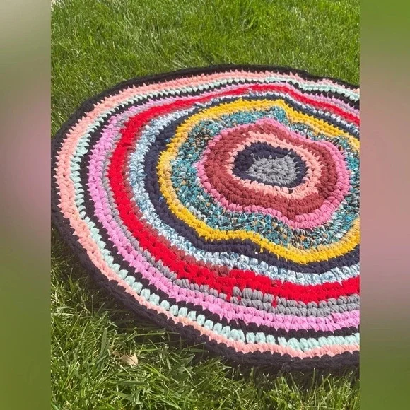 HAND made crochet recycled upcycle bohemian round floor mat Sz 30" - Picture 1 of 9